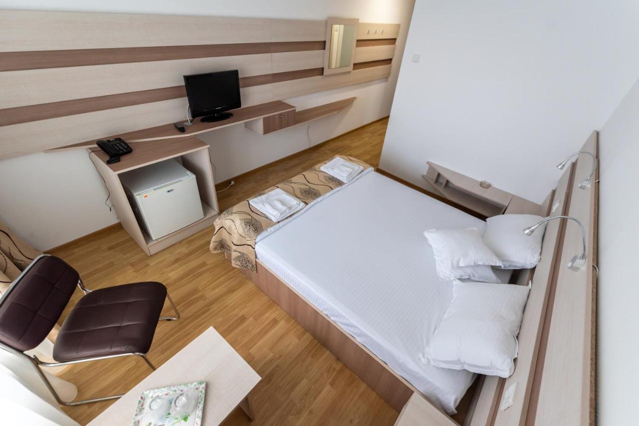 Hotel Capitol Jupiter Eksteriør billede